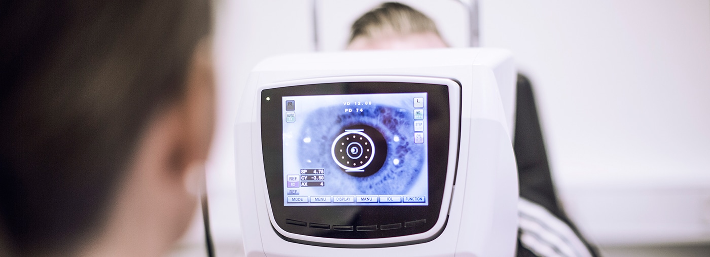 Behandling af sløret og tåget syn