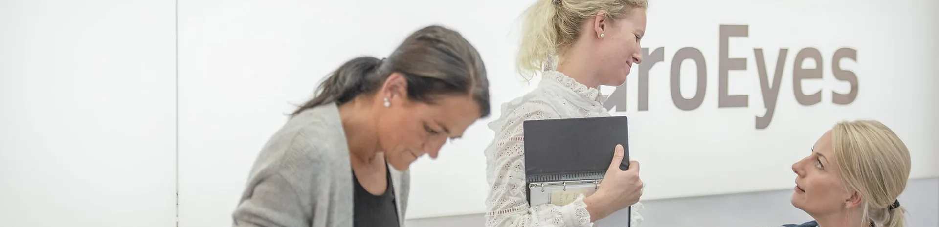 A consultation at the EuroEyes clinic in Aarhus